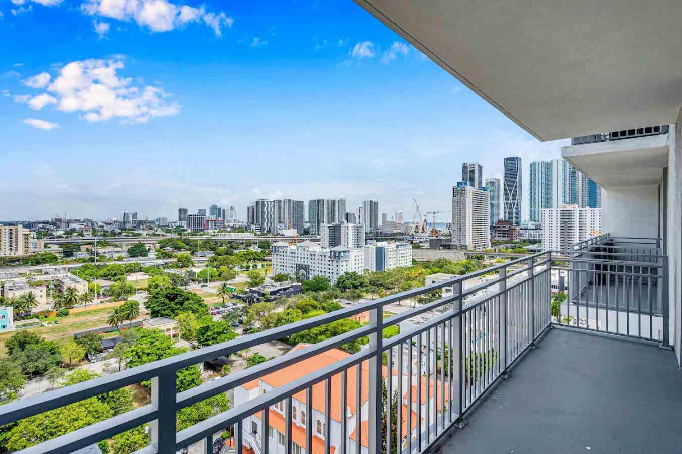 Amazing 3 Bed Unit In Dwntwn Miami With Free Parkingアパートメント エクステリア 写真