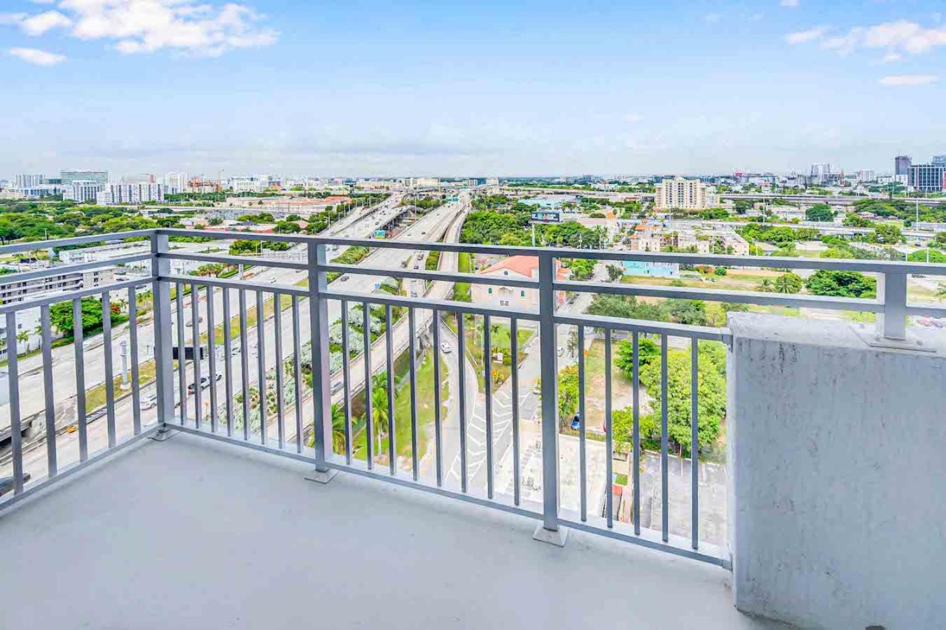 Amazing 3 Bed Unit In Dwntwn Miami With Free Parkingアパートメント エクステリア 写真